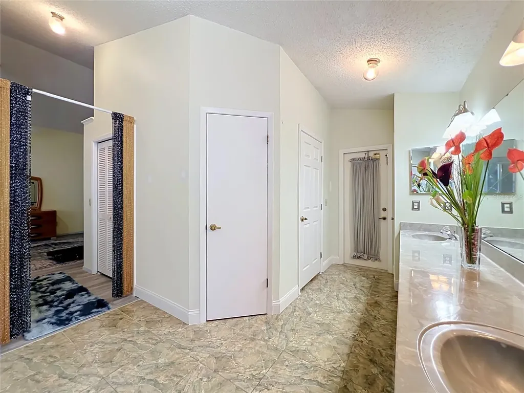 5579 Red Bone Lane Orlando FL 32810