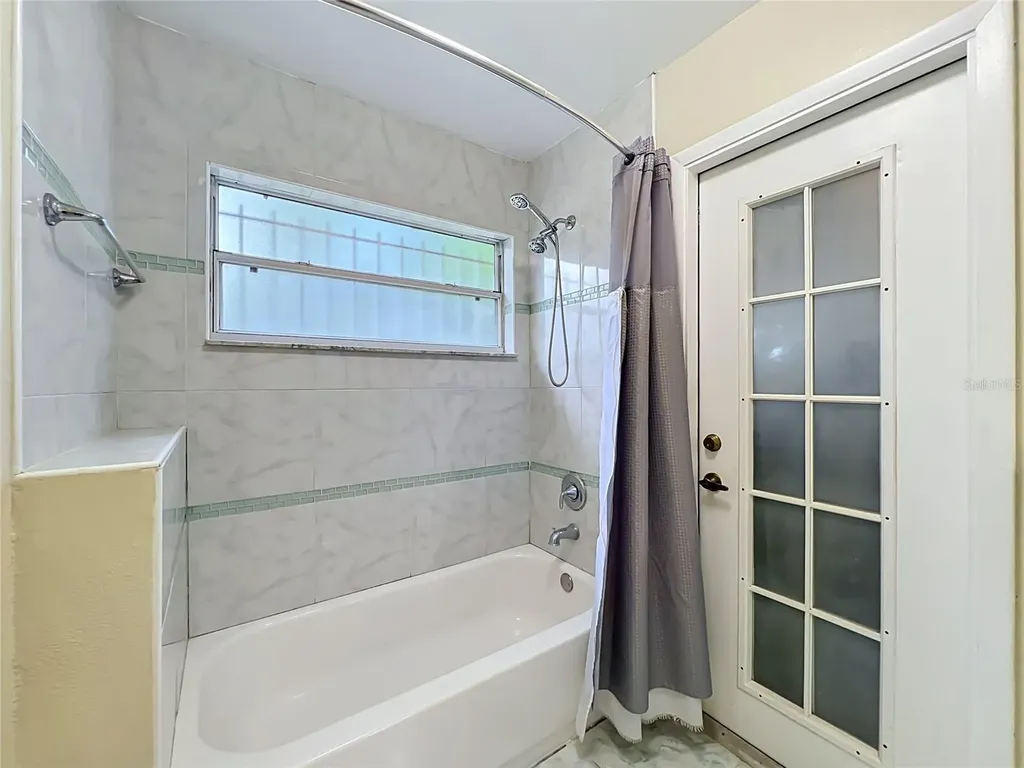 5579 Red Bone Lane Orlando FL 32810