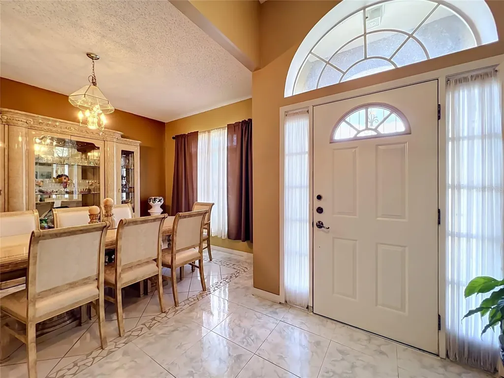 5579 Red Bone Lane Orlando FL 32810