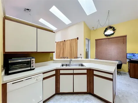 5579 Red Bone Lane Orlando FL 32810