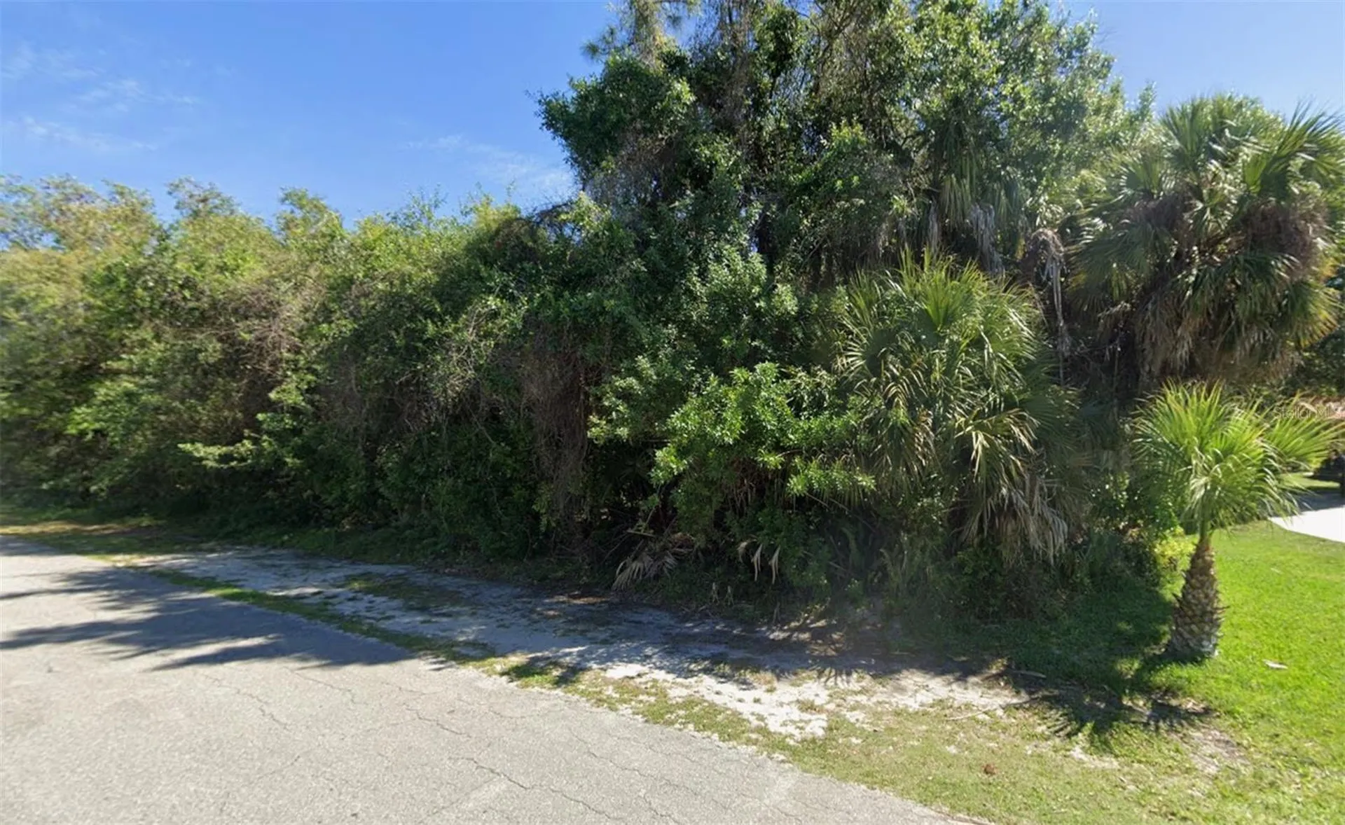 614 Robert Avenue Lehigh Acres FL 33936