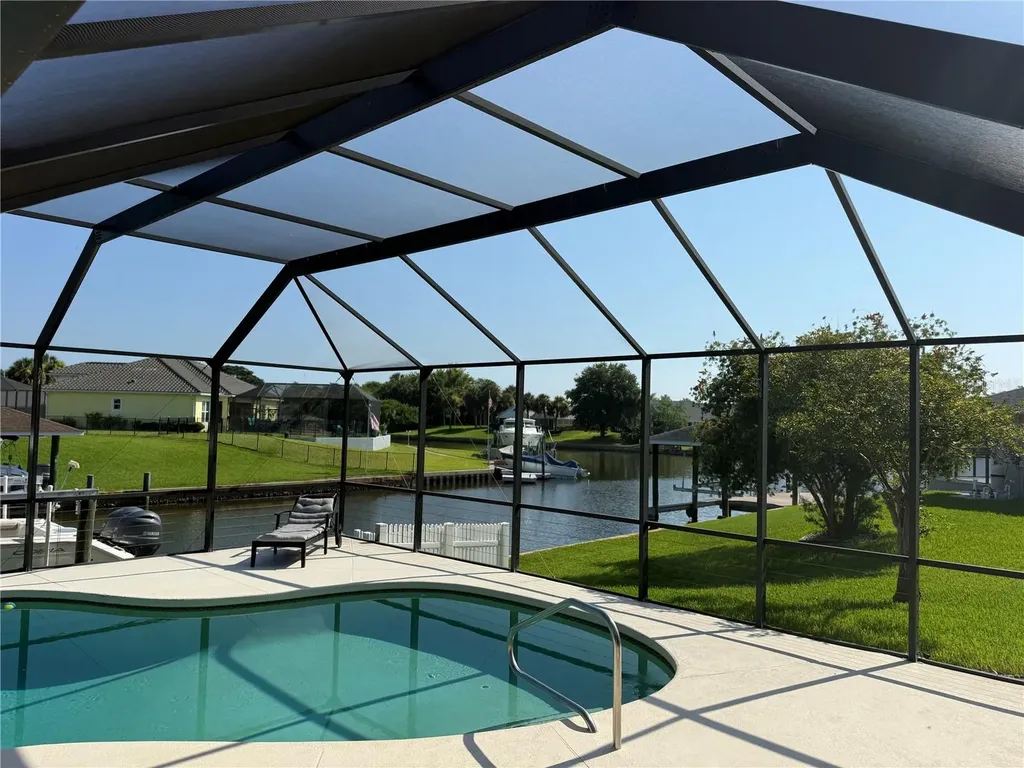 17 Crazy Horse Court Palm Coast FL 32137