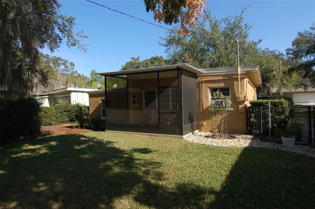 1940 Sunset Lane Clermont FL 34711