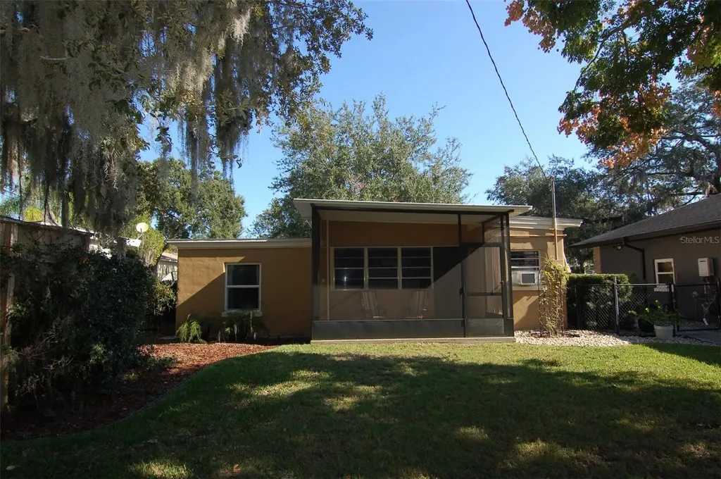 1940 Sunset Lane Clermont FL 34711