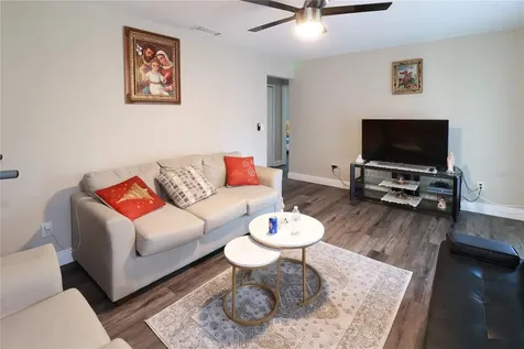 1560 Guinevere Drive Casselberry FL 32707