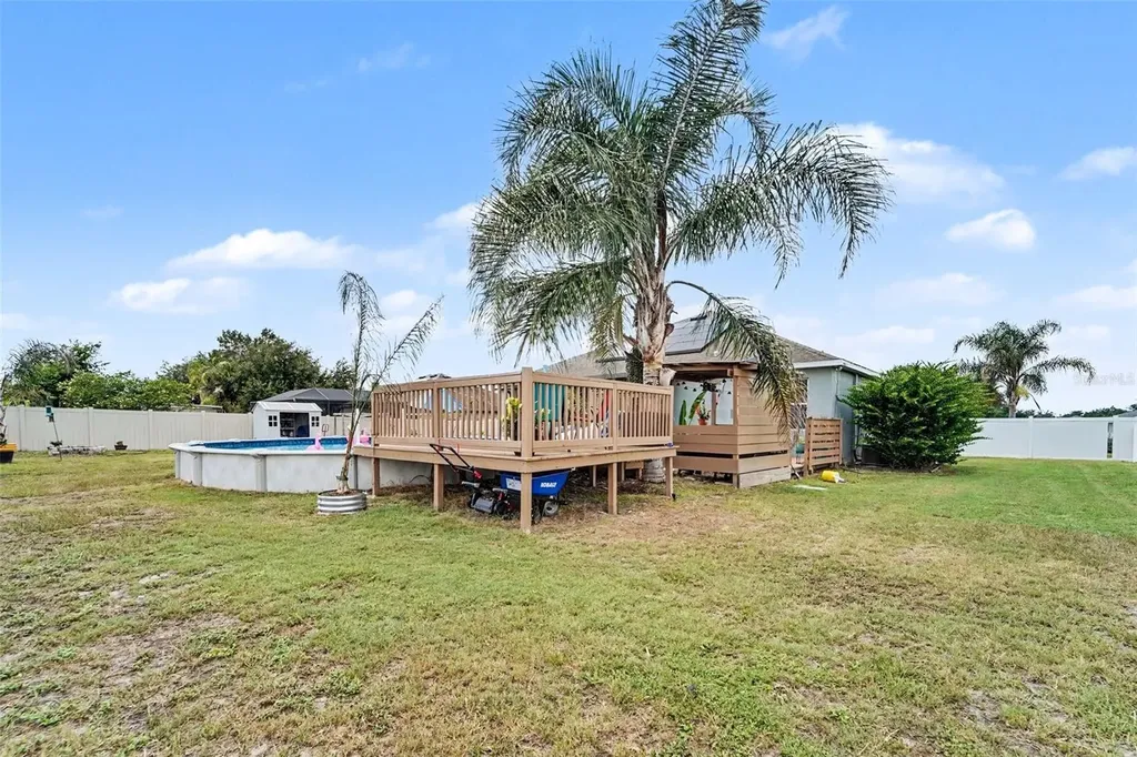 12414 Vestavia Street San Antonio FL 33576