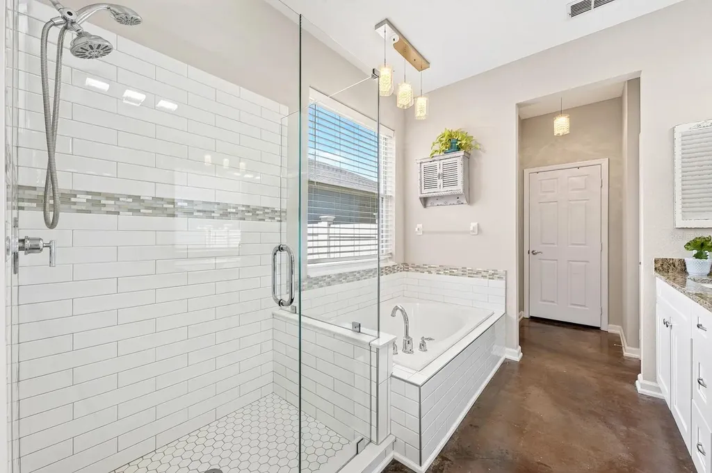 1135 Toluke Point Orlando FL 32828