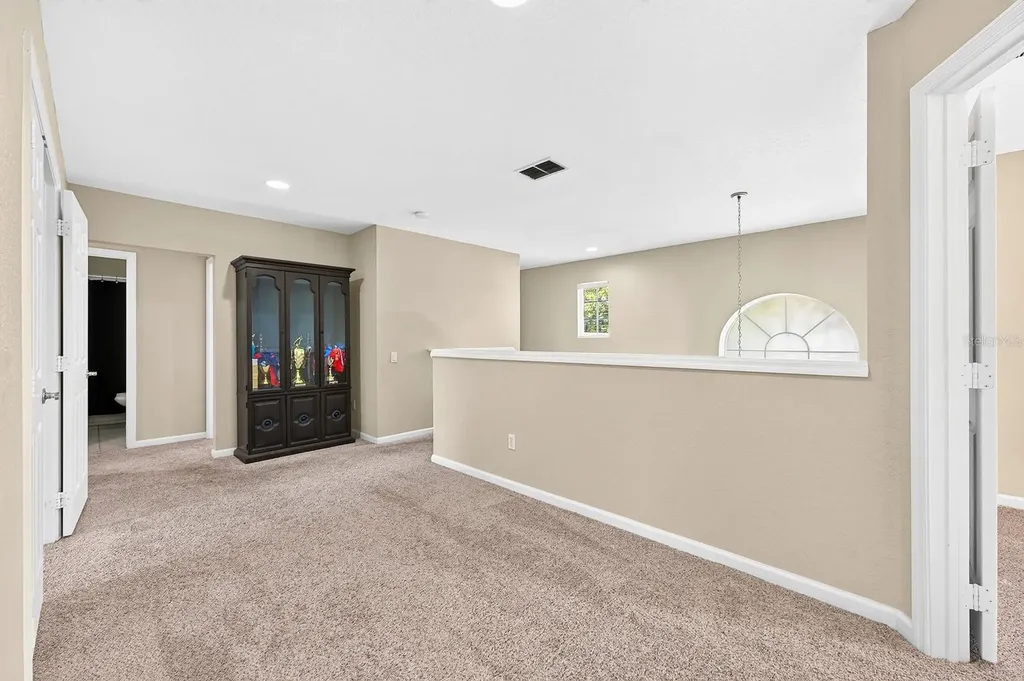 1135 Toluke Point Orlando FL 32828