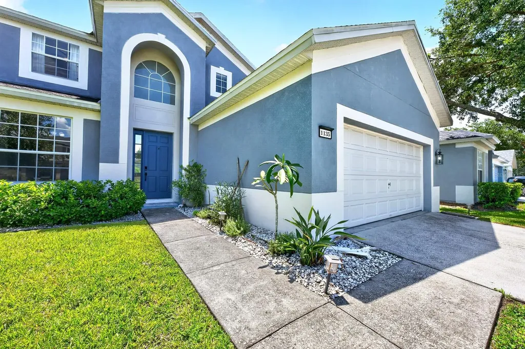1135 Toluke Point Orlando FL 32828