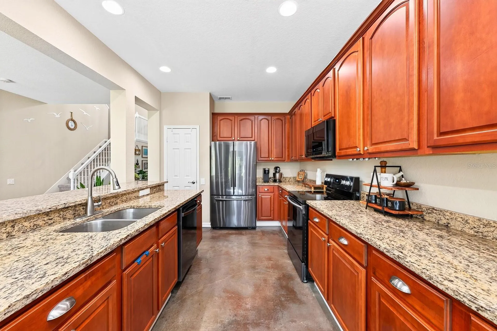1135 Toluke Point Orlando FL 32828
