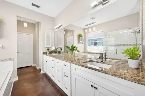 1135 Toluke Point Orlando FL 32828