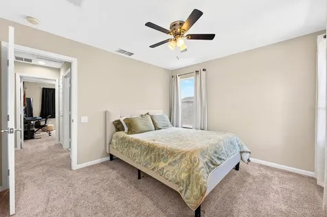 1135 Toluke Point Orlando FL 32828