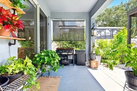 1135 Toluke Point Orlando FL 32828