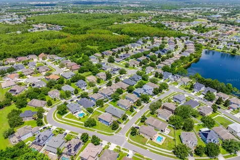 1135 Toluke Point Orlando FL 32828
