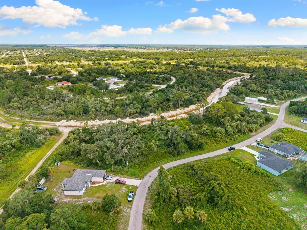 1937 Walcott Loop Lehigh Acres FL 33972