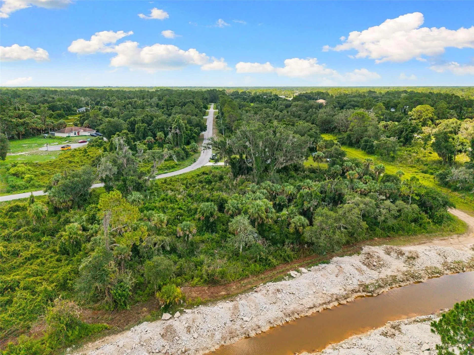 1937 Walcott Loop Lehigh Acres FL 33972