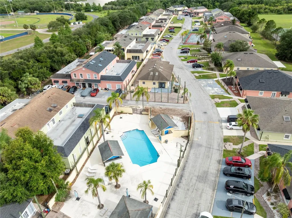 1076 Universal Rest Place Kissimmee FL 34744