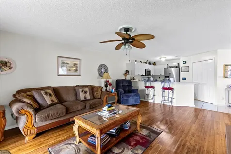 1076 Universal Rest Place Kissimmee FL 34744