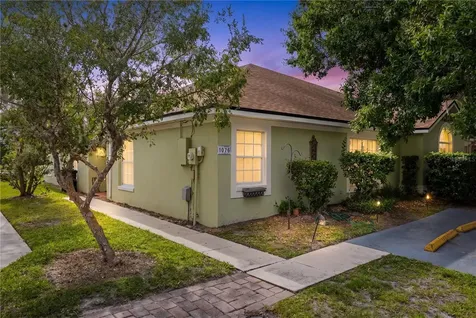 1076 Universal Rest Place Kissimmee FL 34744