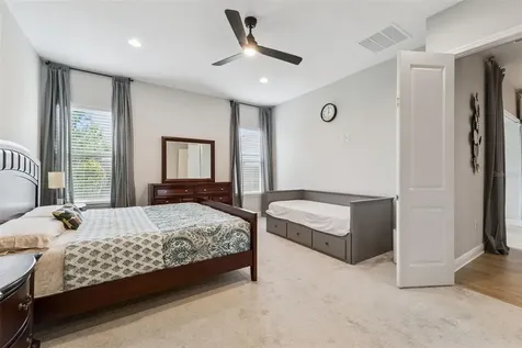 19053 Blueleaf Street Orlando FL 32827