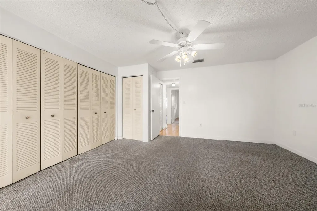 10037 62nd Terrace N St Petersburg FL 33708
