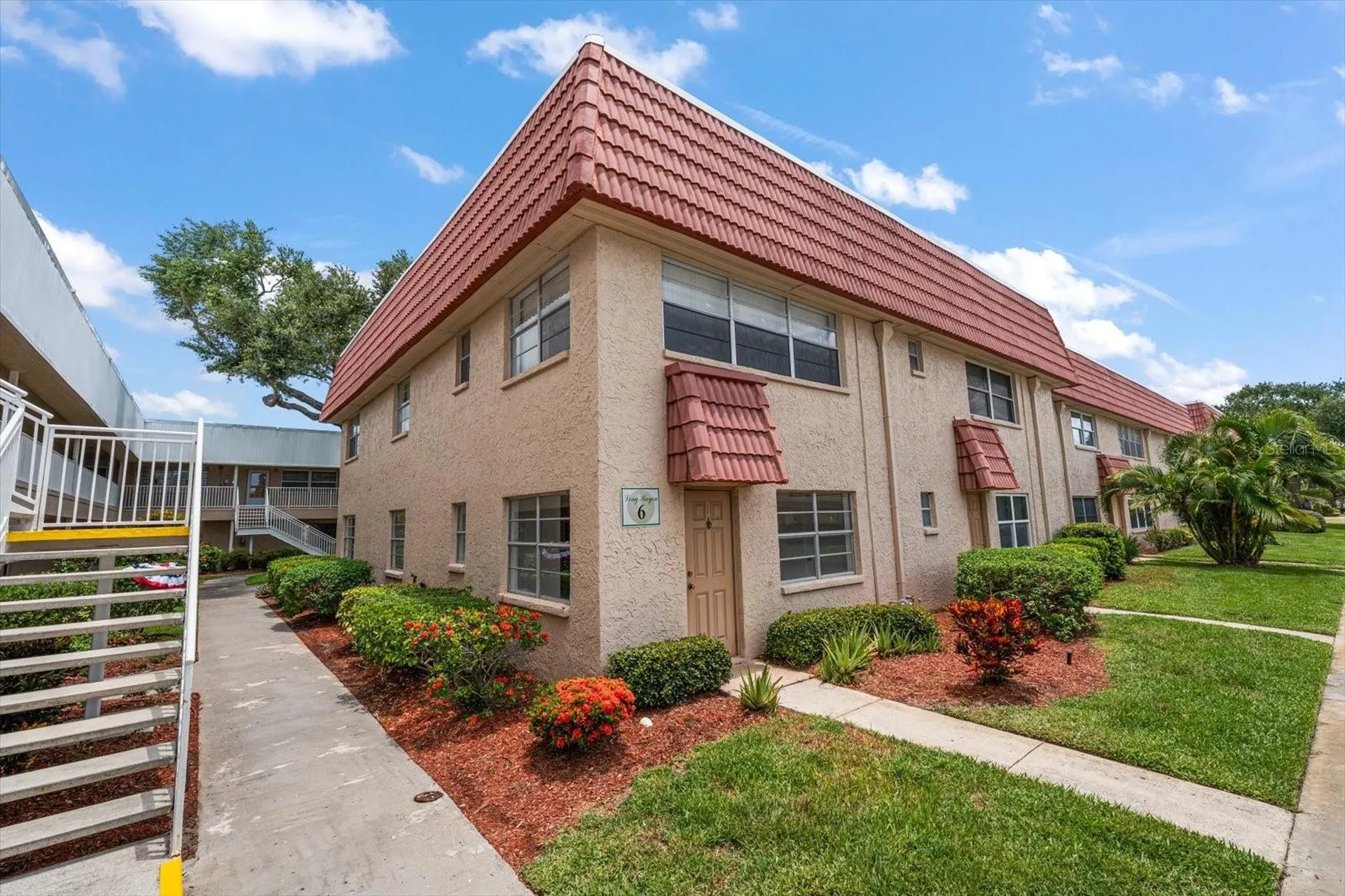 10037 62nd Terrace N St Petersburg FL 33708