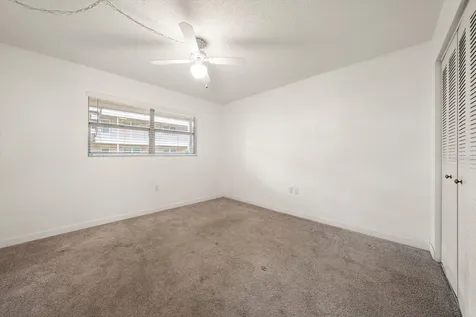 10037 62nd Terrace N St Petersburg FL 33708