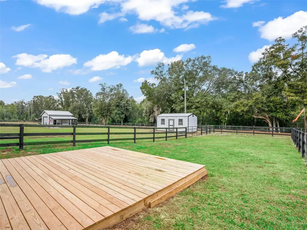 6570 SE 175th Court Morriston FL 32668