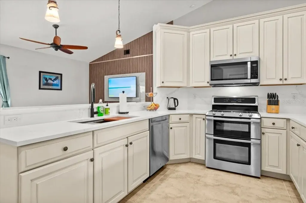 1835 Bobcat Trail North Port FL 34288