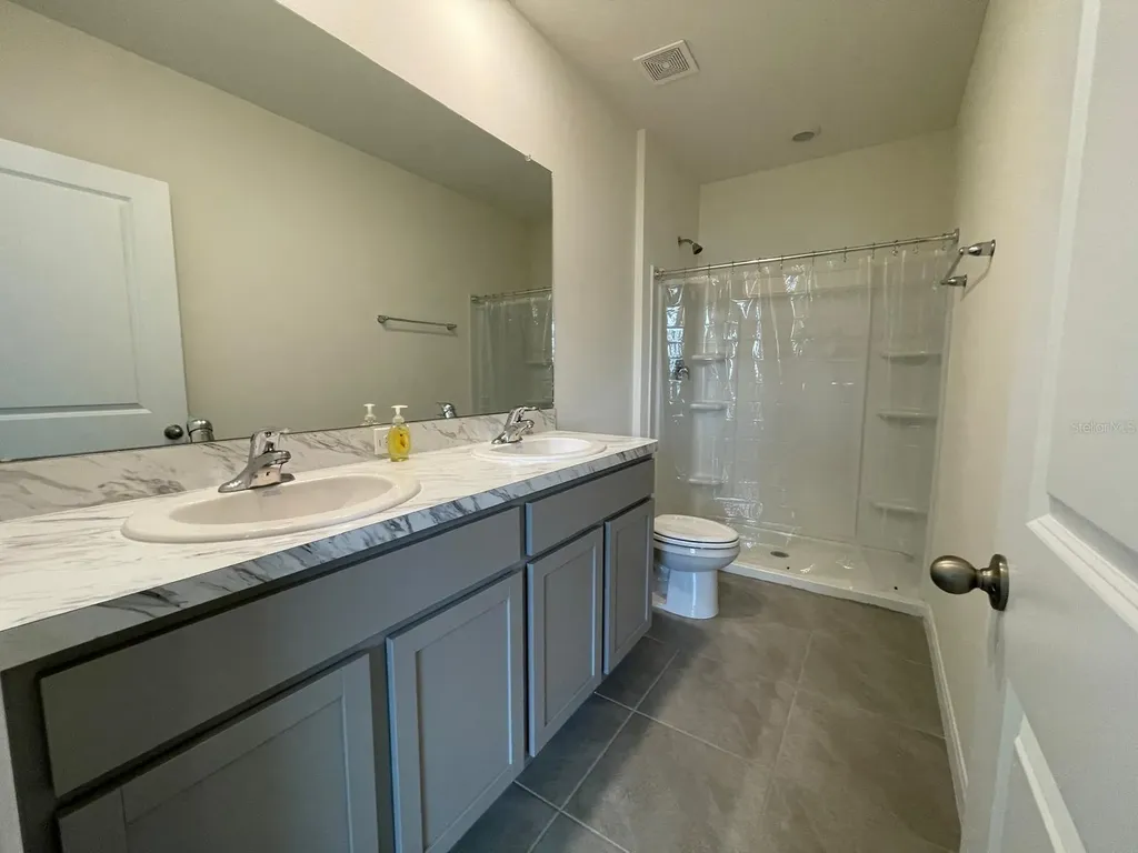 32930 Regent Canal Street Wesley Chapel FL 33545