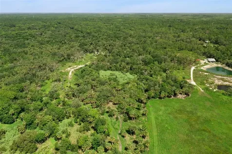 Canvasback Trail Geneva FL 32732