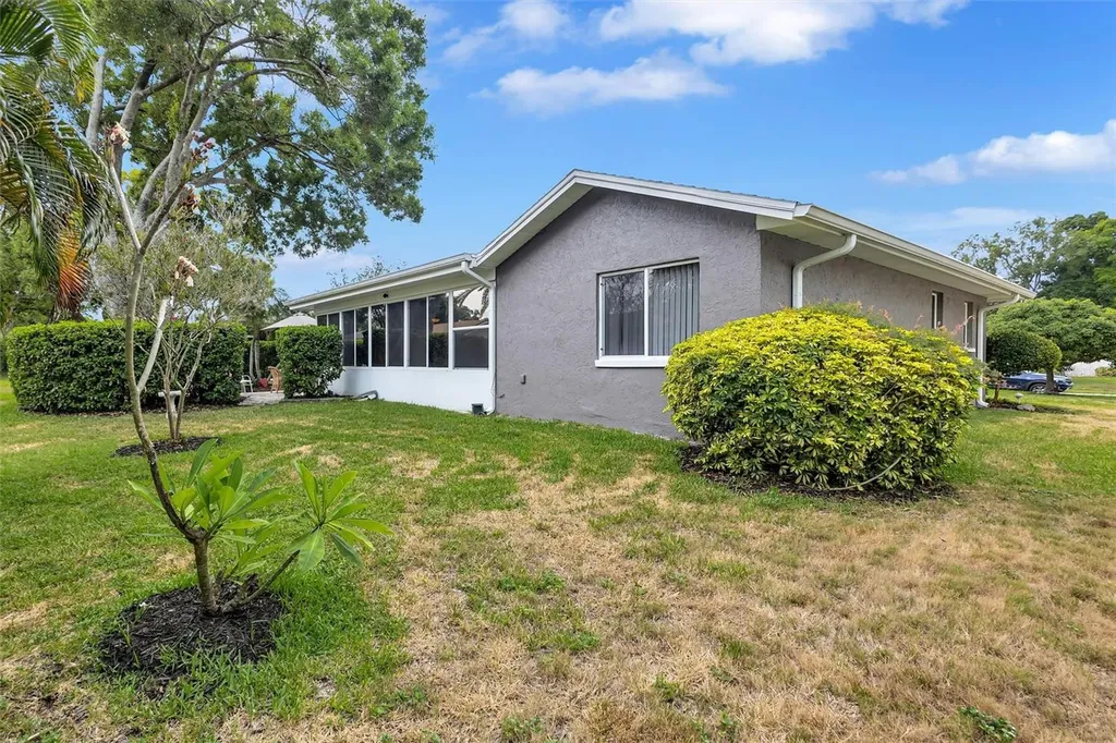 1743 Macdonnell Drive Palm Harbor FL 34684