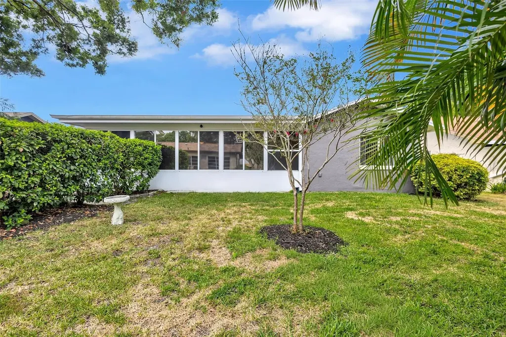 1743 Macdonnell Drive Palm Harbor FL 34684
