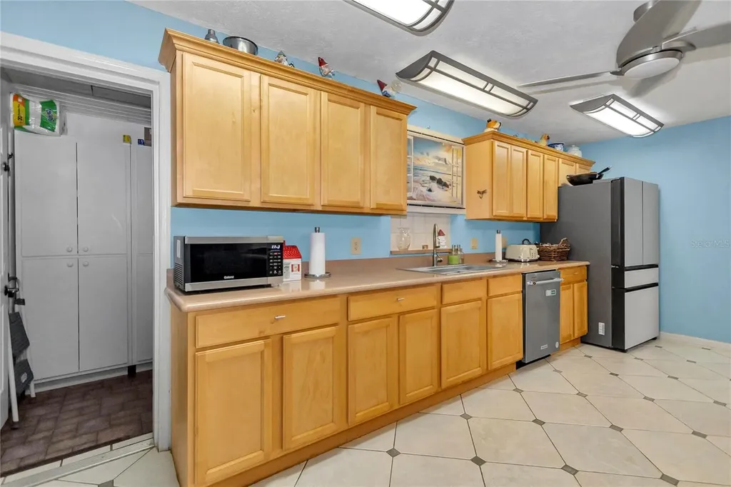 999 N Fresno Avenue Hernando FL 34442