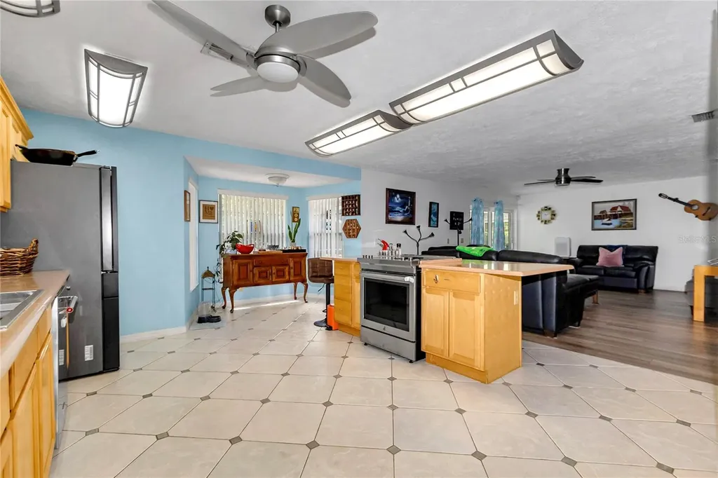 999 N Fresno Avenue Hernando FL 34442