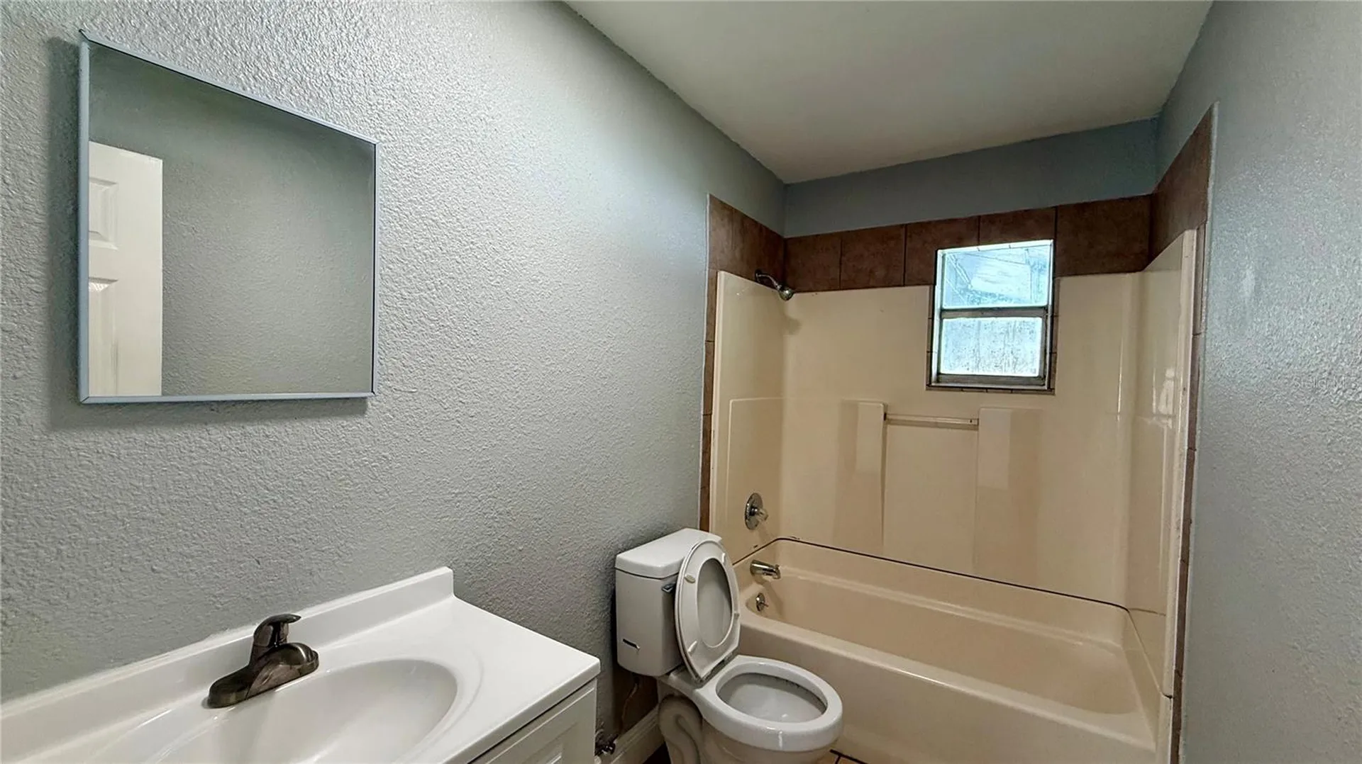 205 Mill Street Wildwood FL 34785