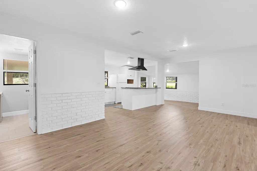 12616 Thonotosassa Road Thonotosassa FL 33592