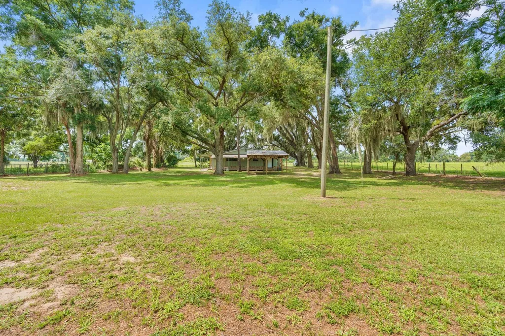 12616 Thonotosassa Road Thonotosassa FL 33592