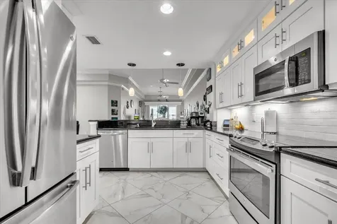 1260 Rio De Janeiro Avenue Punta Gorda FL 33983