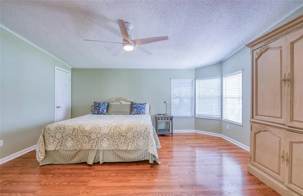 480 Trout Lane Oldsmar FL 34677