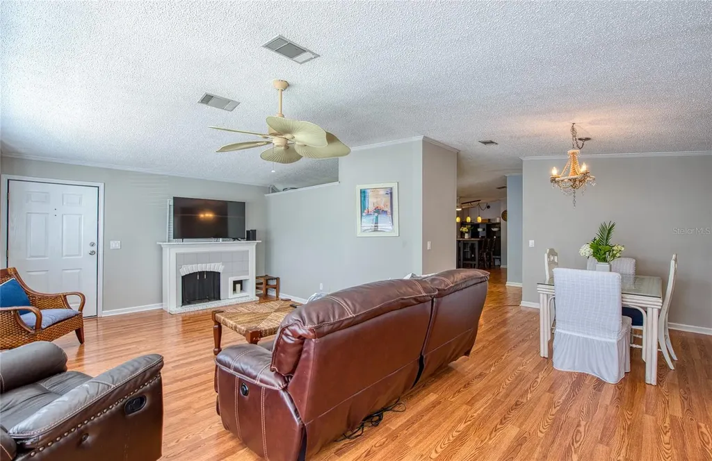 480 Trout Lane Oldsmar FL 34677