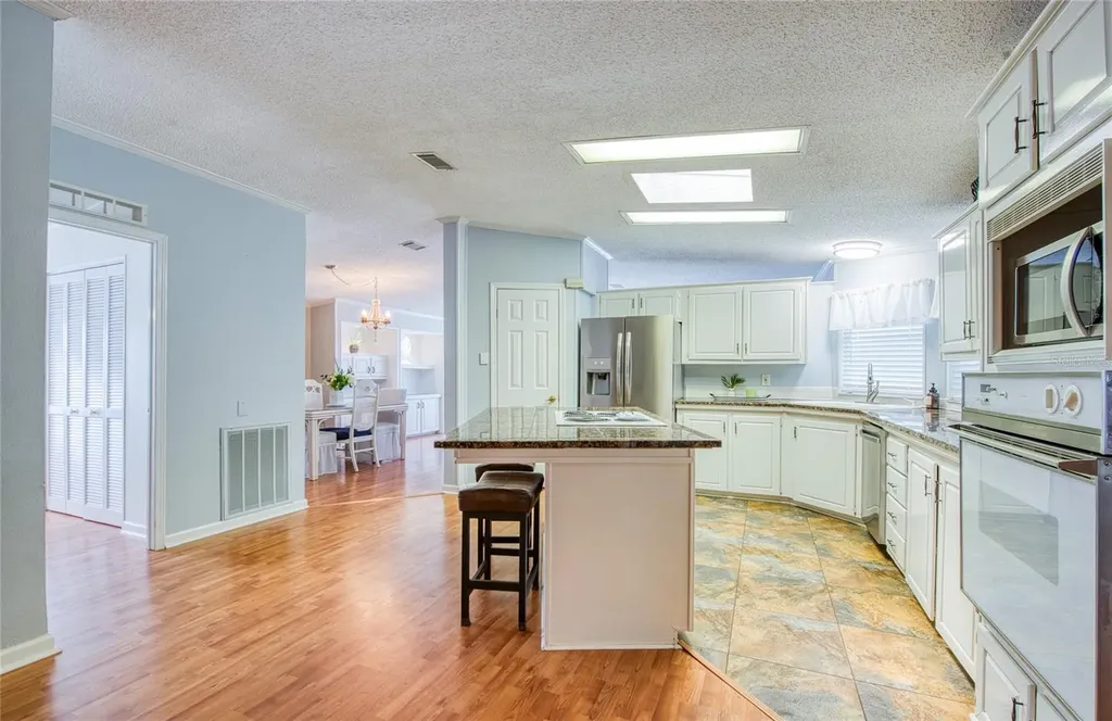 480 Trout Lane Oldsmar FL 34677