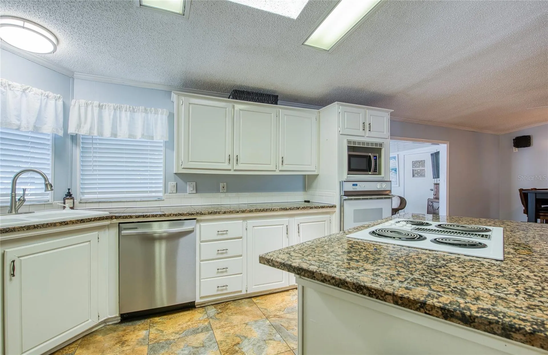 480 Trout Lane Oldsmar FL 34677