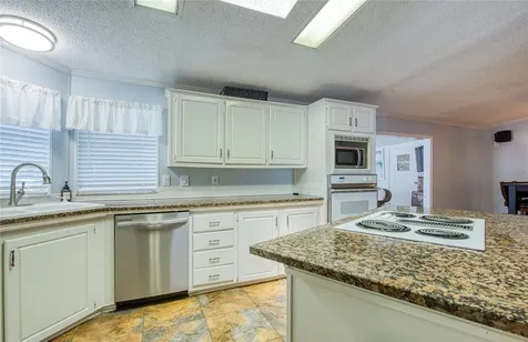 480 Trout Lane Oldsmar FL 34677