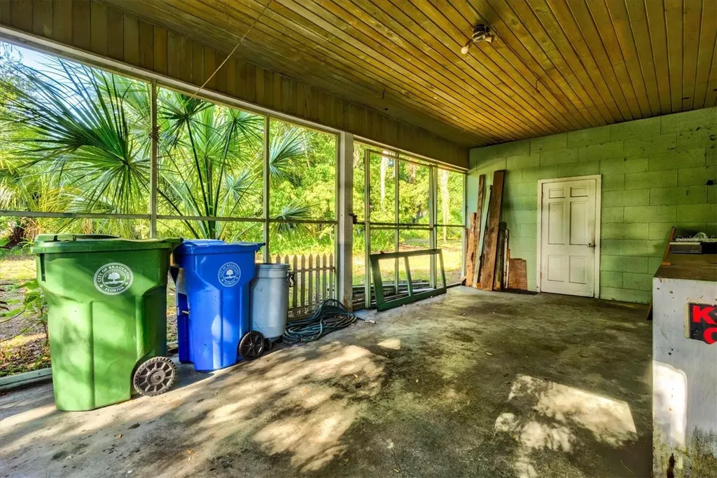1208 28th Street W Bradenton FL 34205