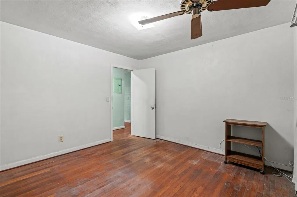 1208 28th Street W Bradenton FL 34205
