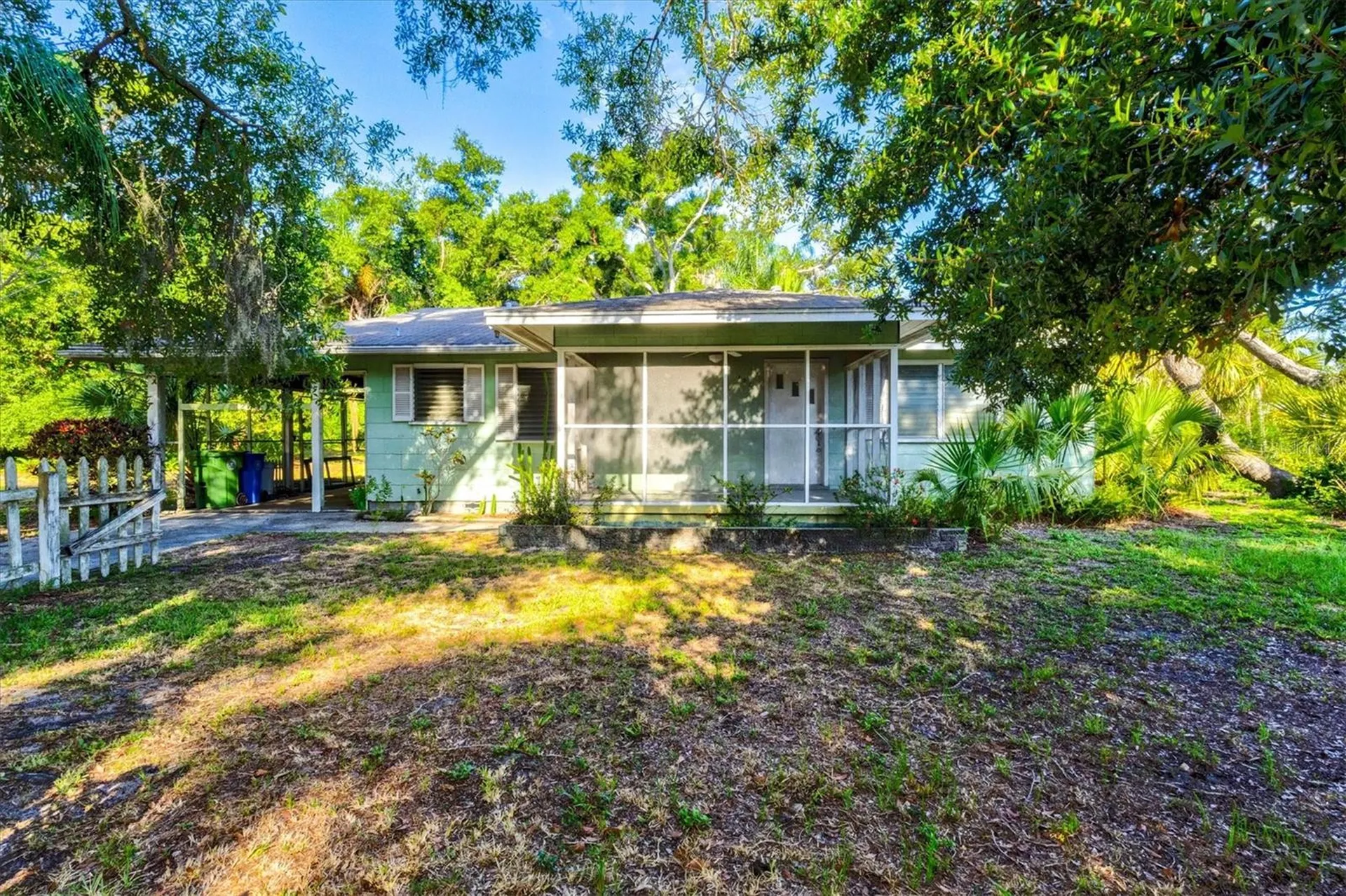 1208 28th Street W Bradenton FL 34205