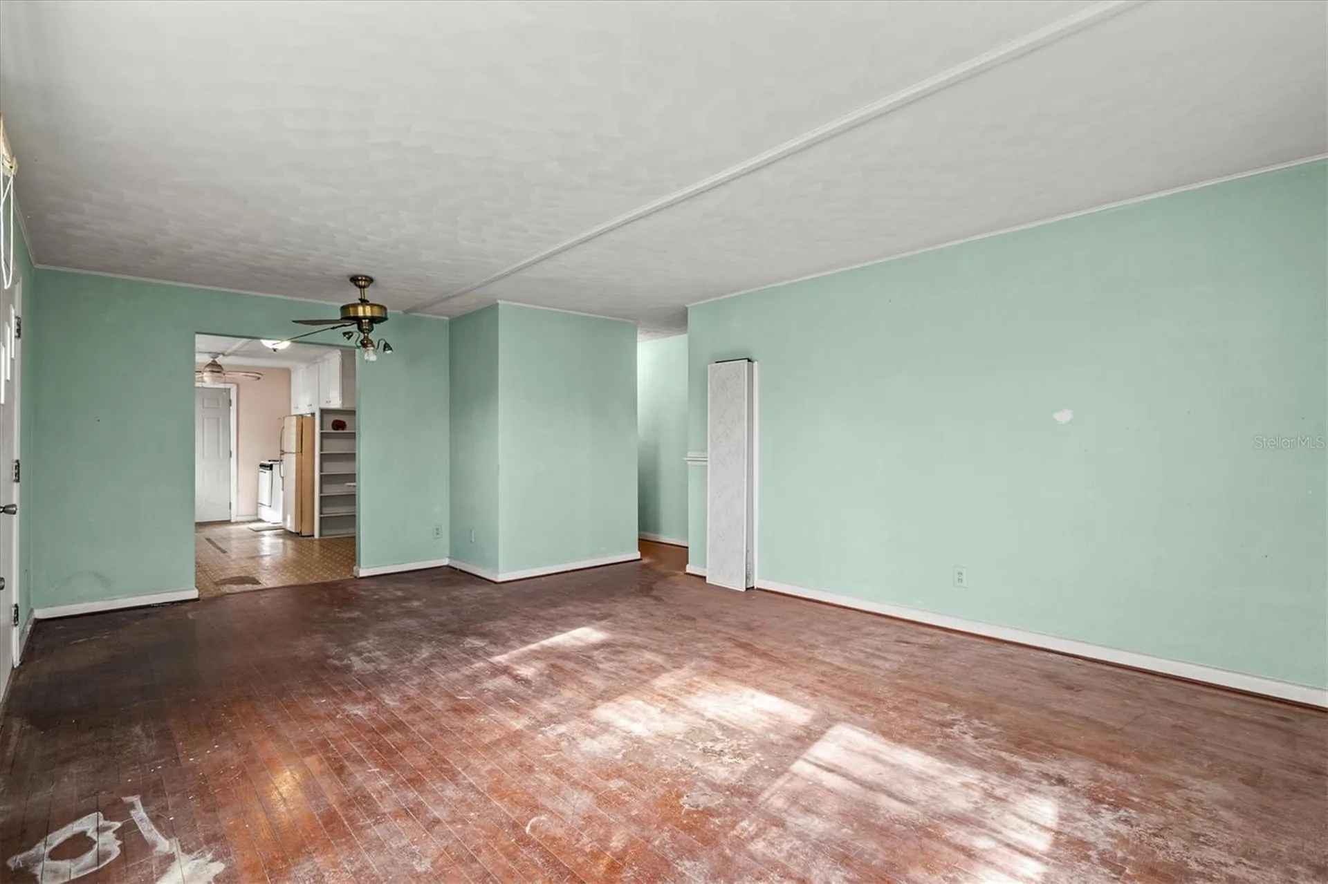 1208 28th Street W Bradenton FL 34205