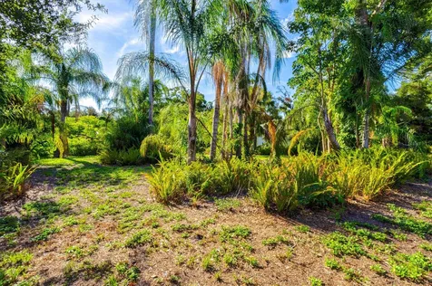 1208 28th Street W Bradenton FL 34205