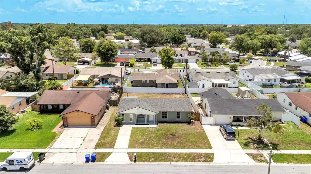 1726 Cordova Circle W Lakeland FL 33801